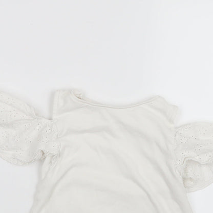 F&F Girls White   Basic T-Shirt Size 4-5 Years  - Open Shoulders