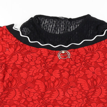 Close-up detail of twisty women’s red floral basic t-shirt, size UK 12