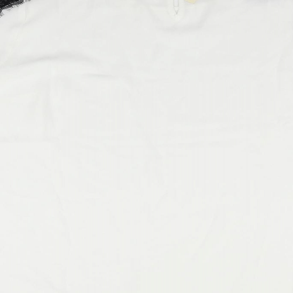 capsule Womens White   Basic T-Shirt Size XL