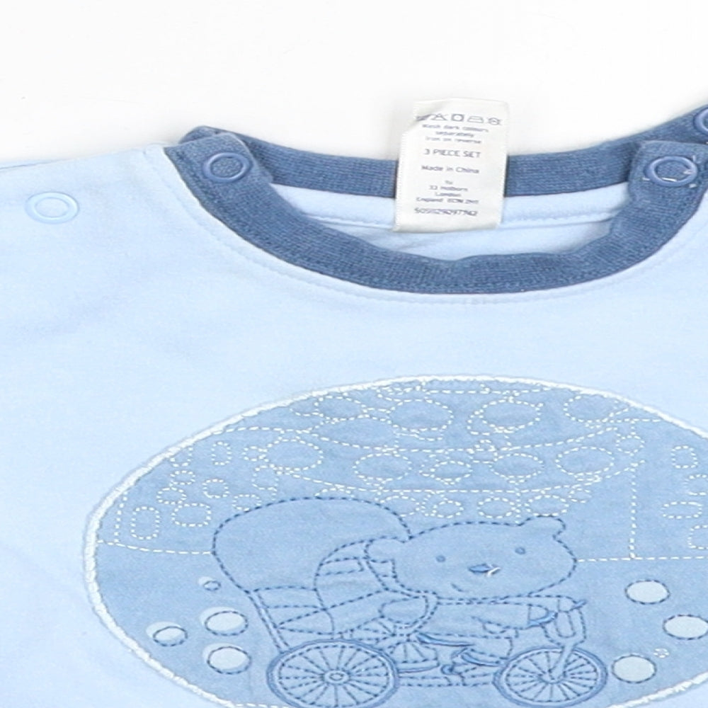 Close-up detail of Tu boys’ blue basic t-shirt, size 0-3, months