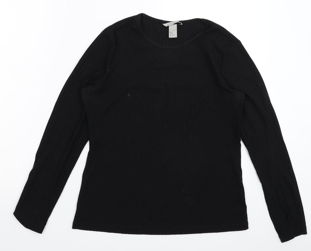 Additional front view of H&M women’s black jumper, size M