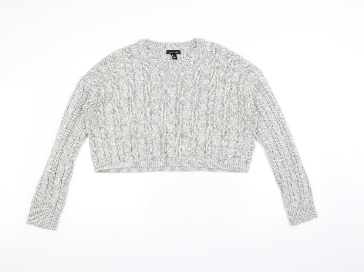 Front view of New Look women’s white knit jumper, size L