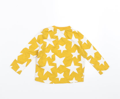 Back view of F&F boys’ yellow geometric basic t-shirt, size 6-9, months - star pattern