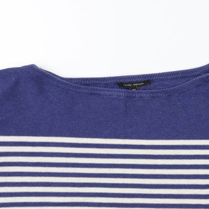 Close-up detail of River Island women’s white striped knit jumper, size UK 10
