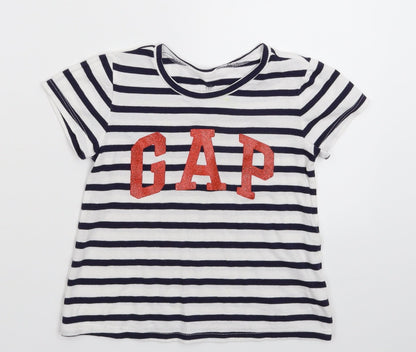 Additional front view of Gap girls’ white striped basic t-shirt, size 4, years
