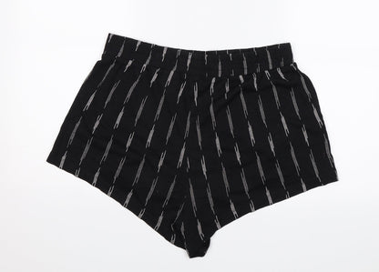 H&M Womens Black   Hot Pants Shorts Size M