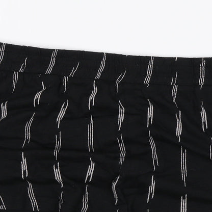 H&M Womens Black   Hot Pants Shorts Size M