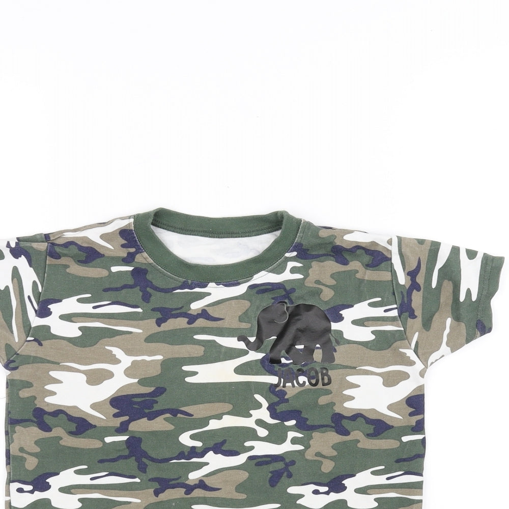 Preworn Boys Green Camouflage  Basic T-Shirt Size 4-5 Years