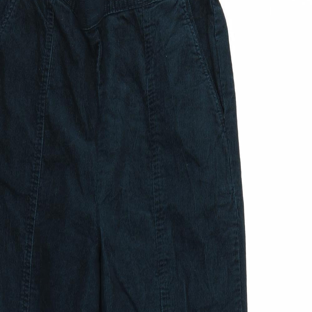 Womens UK Size 28 in Preworn Regular Fit Sweatpants Green Trousers