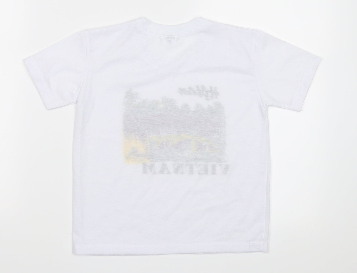 Preworn Boys White   Basic T-Shirt Size 6 Years  - vietnam