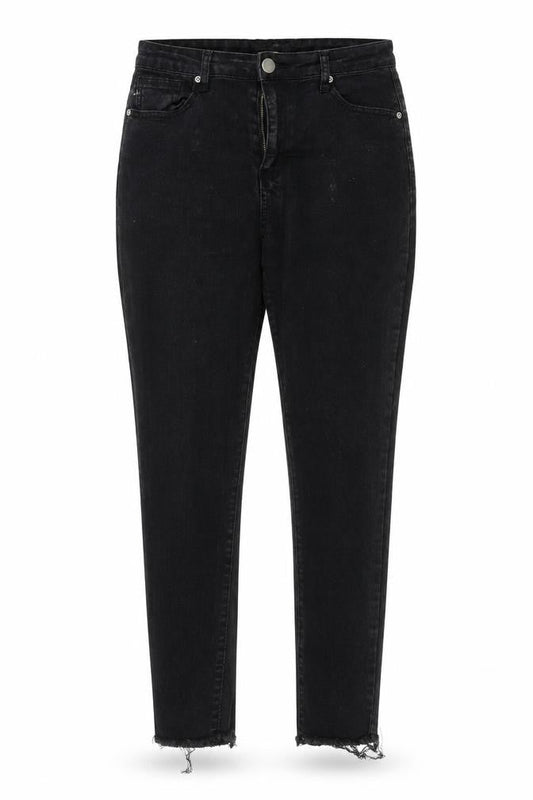 Front view of Boohoo women’s black skinny jeans, size UK 12, 26-inch leg