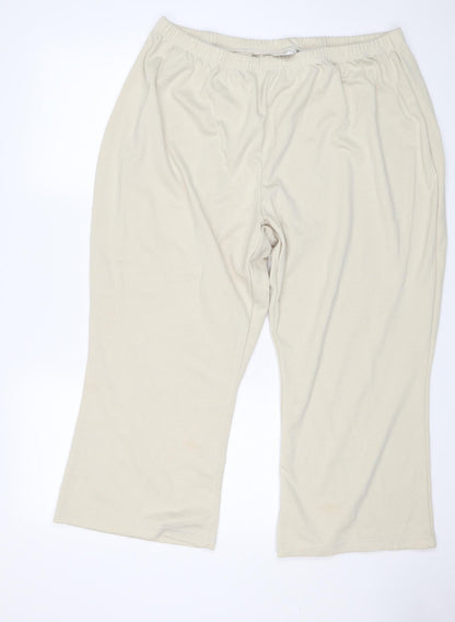 Being casual Womens Beige   Trousers  Size 30 L23 in