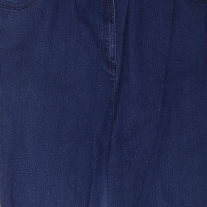 Classic Womens Blue  Denim Capri Jeans Size 40 in L23 in