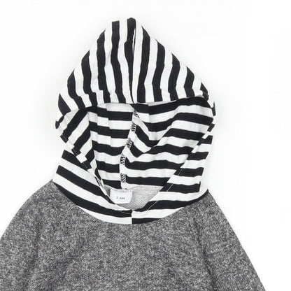 Preworn Boys Grey Striped  Basic Casual Size 3-6 Months