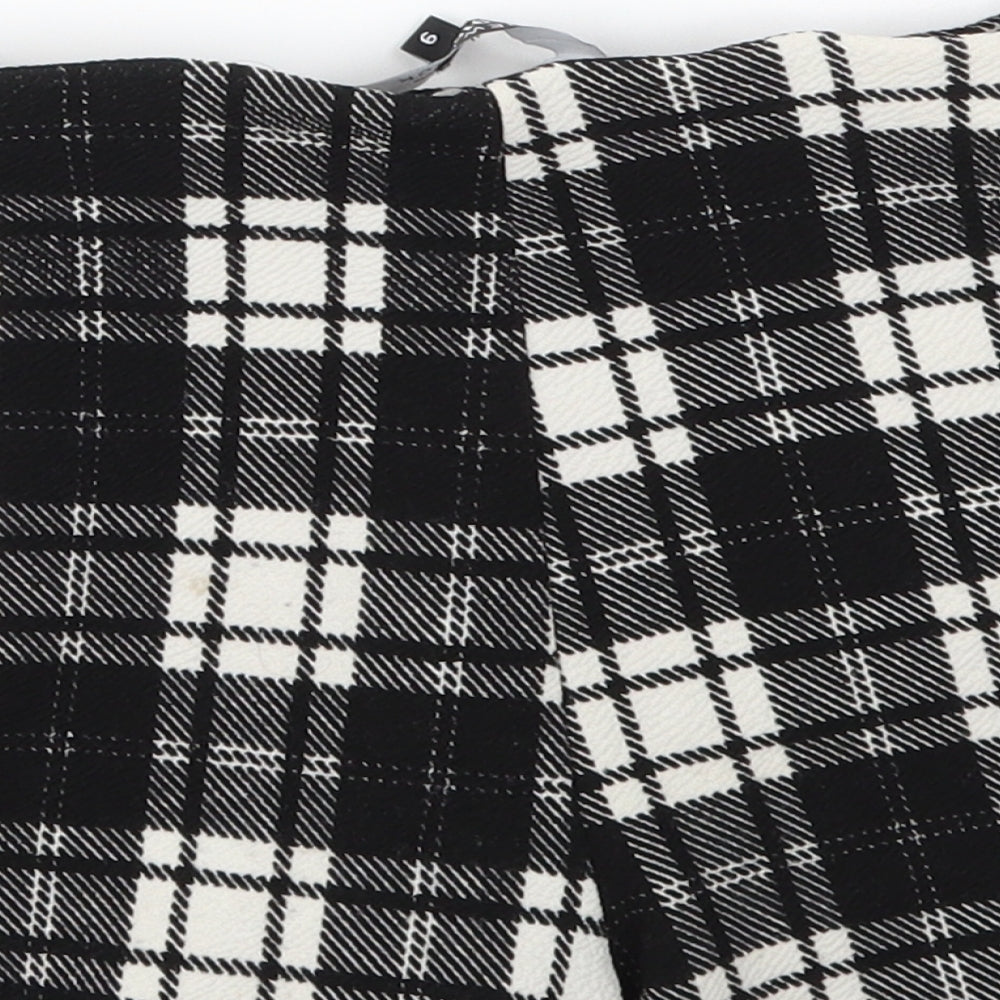 New Look Girls Black Check  Cut-Off Shorts Size 9 Years