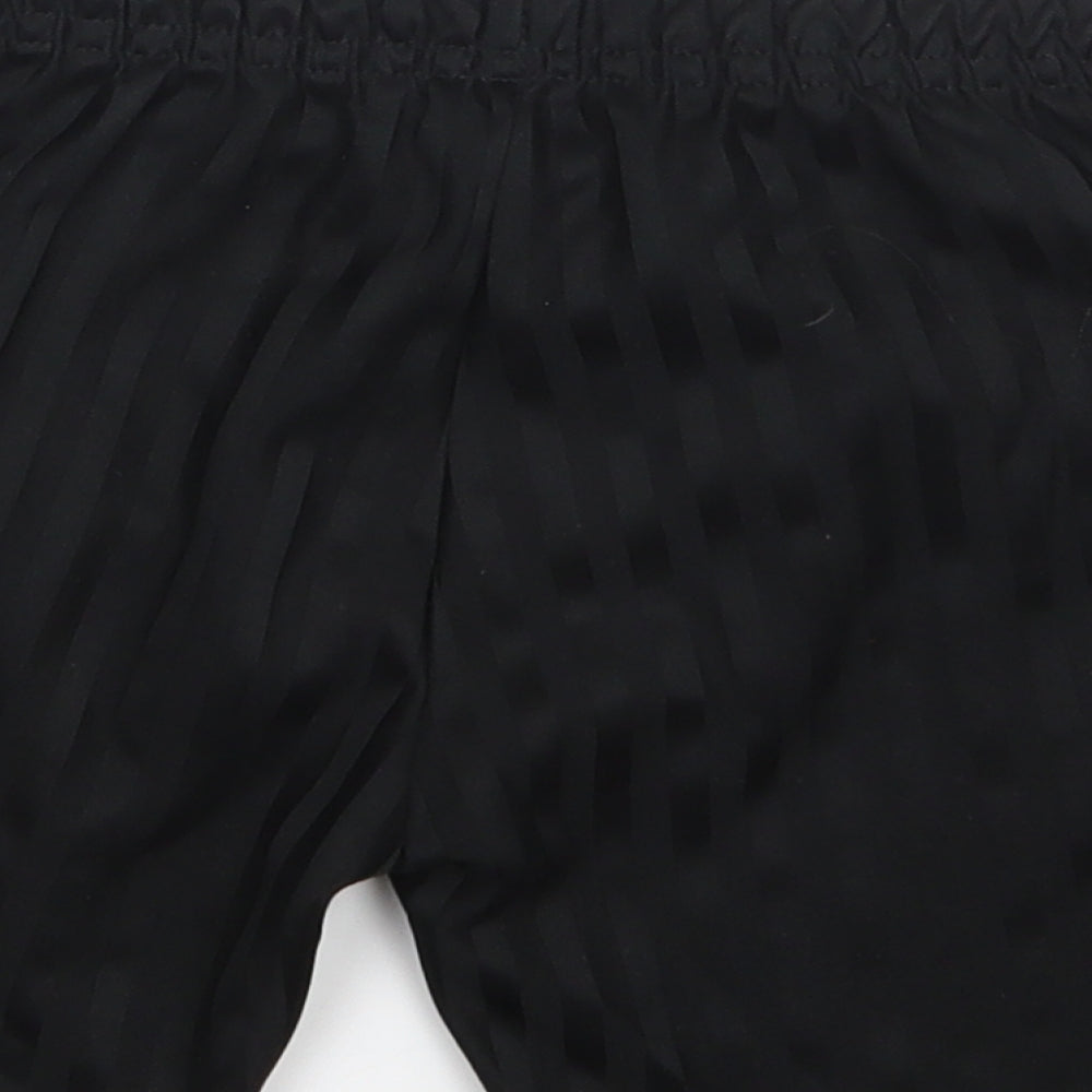 F&F Boys Black   Sweat Shorts Size 5-6 Years