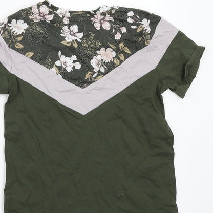 River Island Boys Green Floral  Basic T-Shirt Size 7 Years
