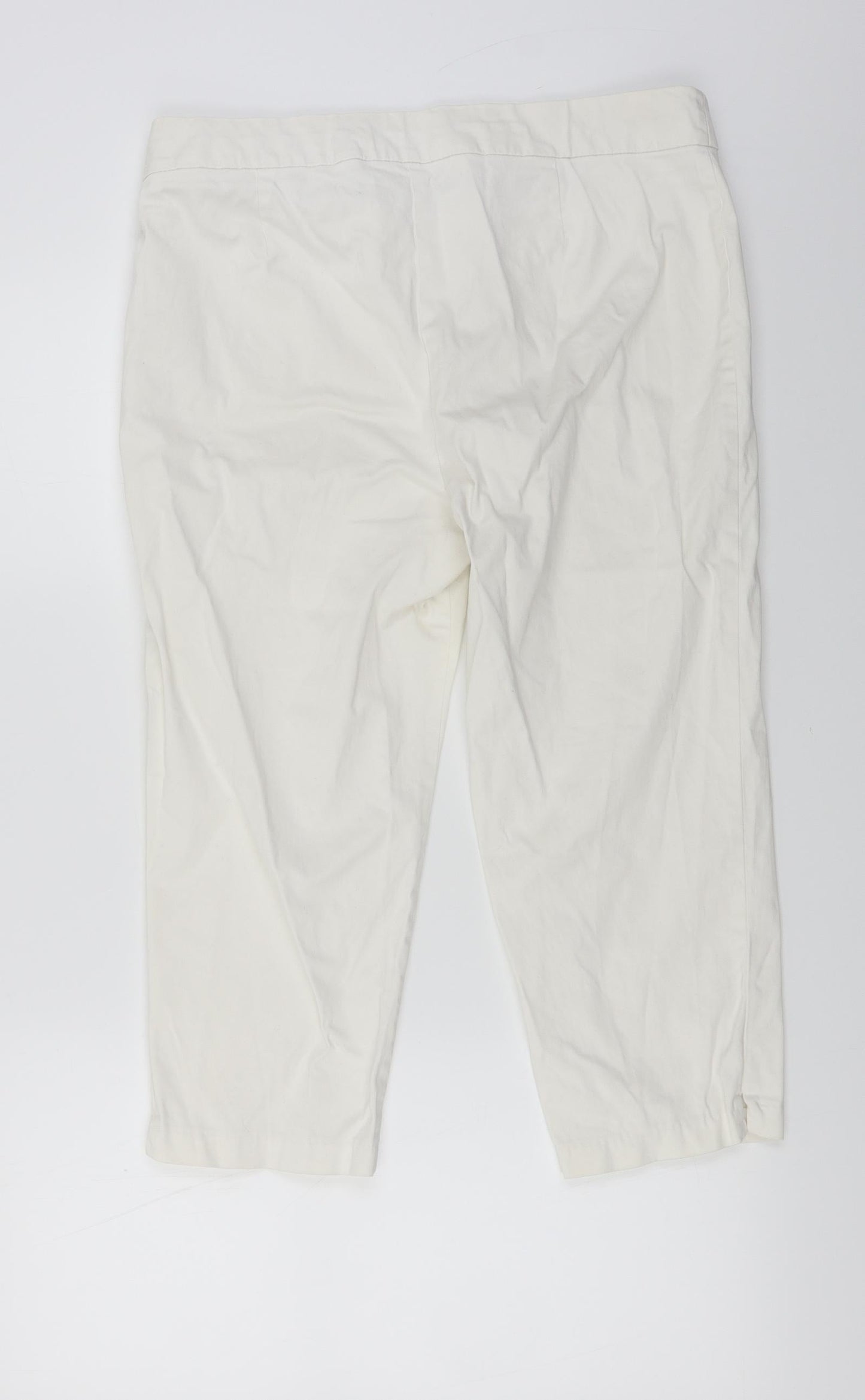 Womens UK Size 32 in Preworn Regular Fit Cropped White Trousers