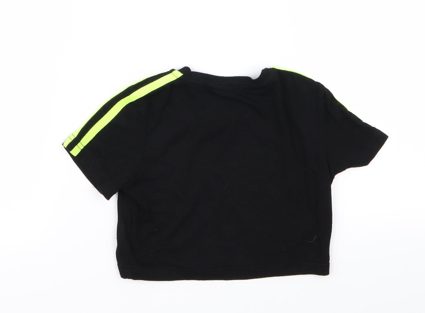 she in Girls Black   Cropped T-Shirt Size 7 Years