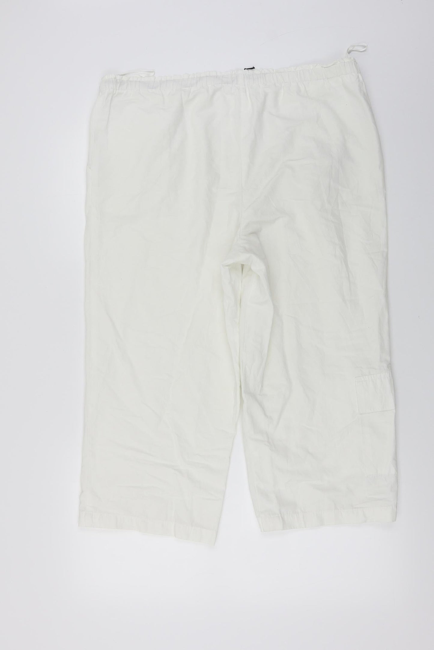 Womens UK Size 34 in Preworn Regular Fit Cropped White Trousers