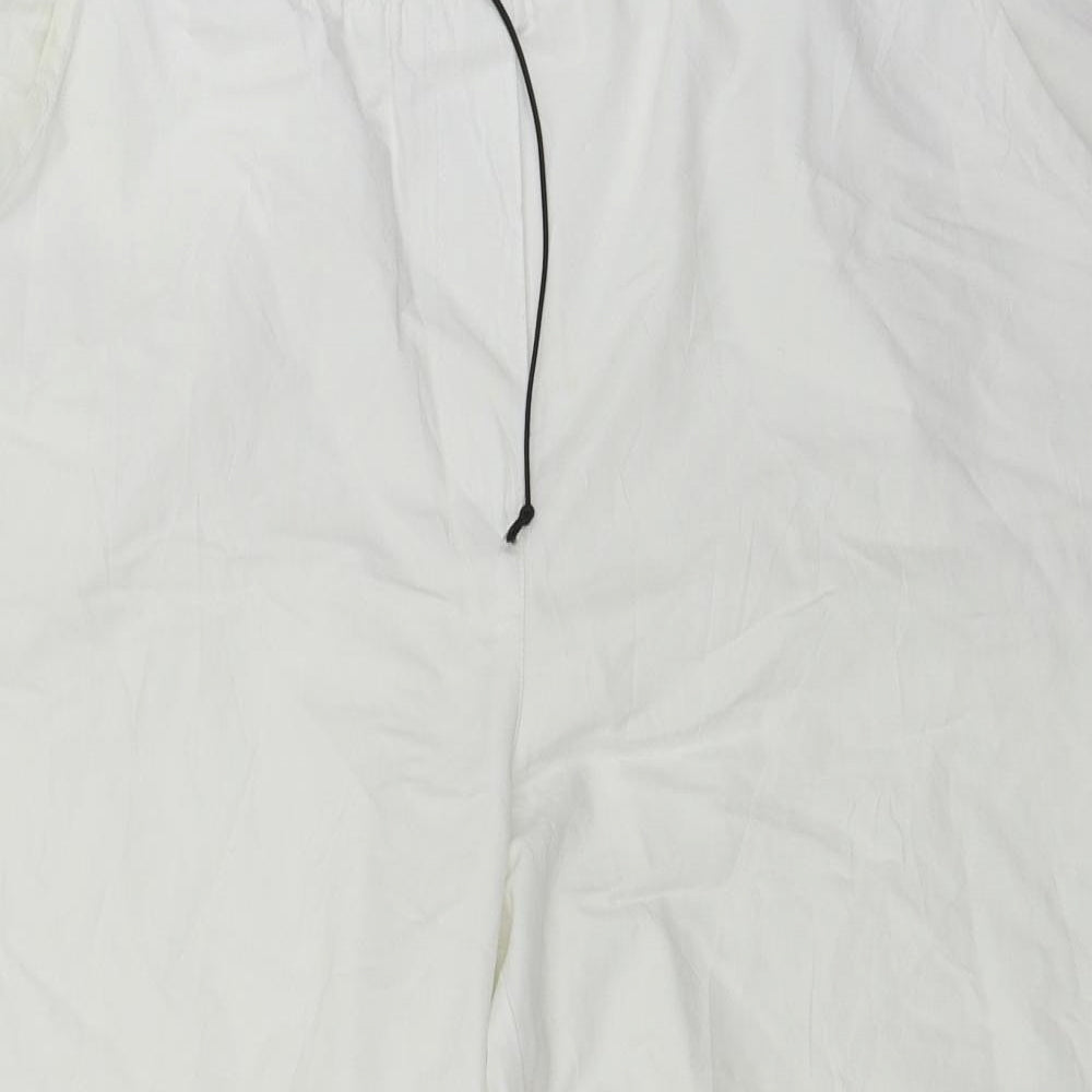 Womens UK Size 34 in Preworn Regular Fit Cropped White Trousers