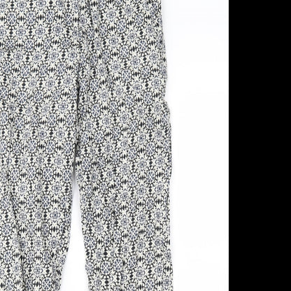 Womens UK Size 30 in H&M Regular Fit Cropped Black Trousers