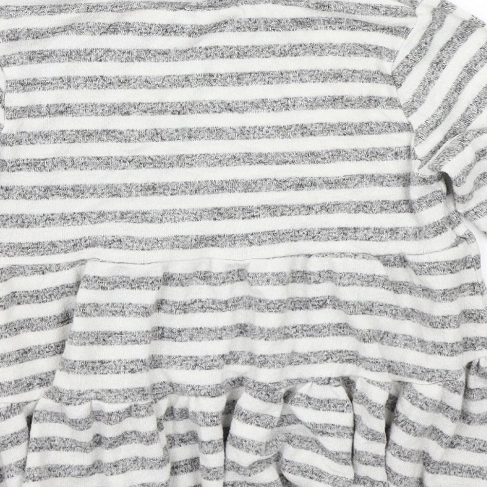 F&F Girls Grey Striped  Basic T-Shirt Size 6-7 Years