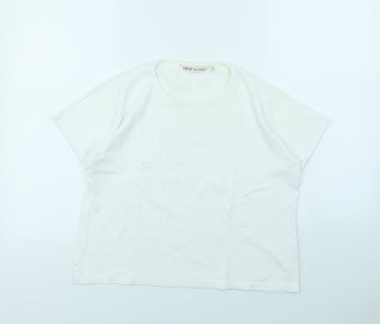 EWM Womens White   Cropped T-Shirt Size M