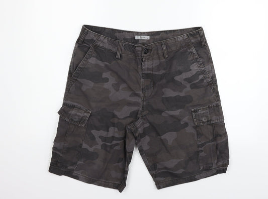 TU Womens Grey Geometric  Chino Shorts Size L