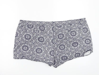 F&F Womens Blue Geometric  Bermuda Shorts Size 20