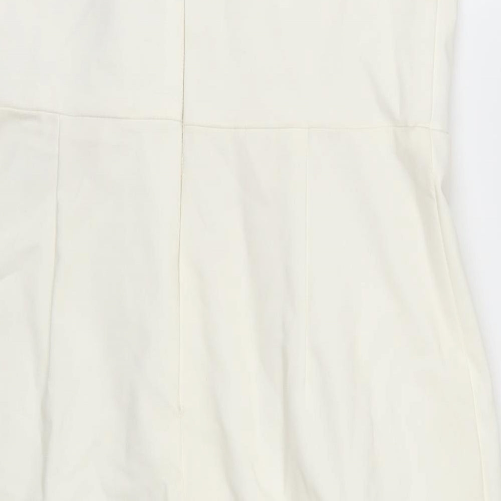 Preworn Womens White   Mini  Size 12
