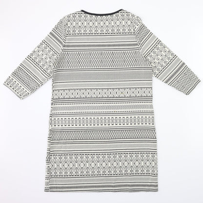Preworn Womens White Geometric  Shift  Size 12