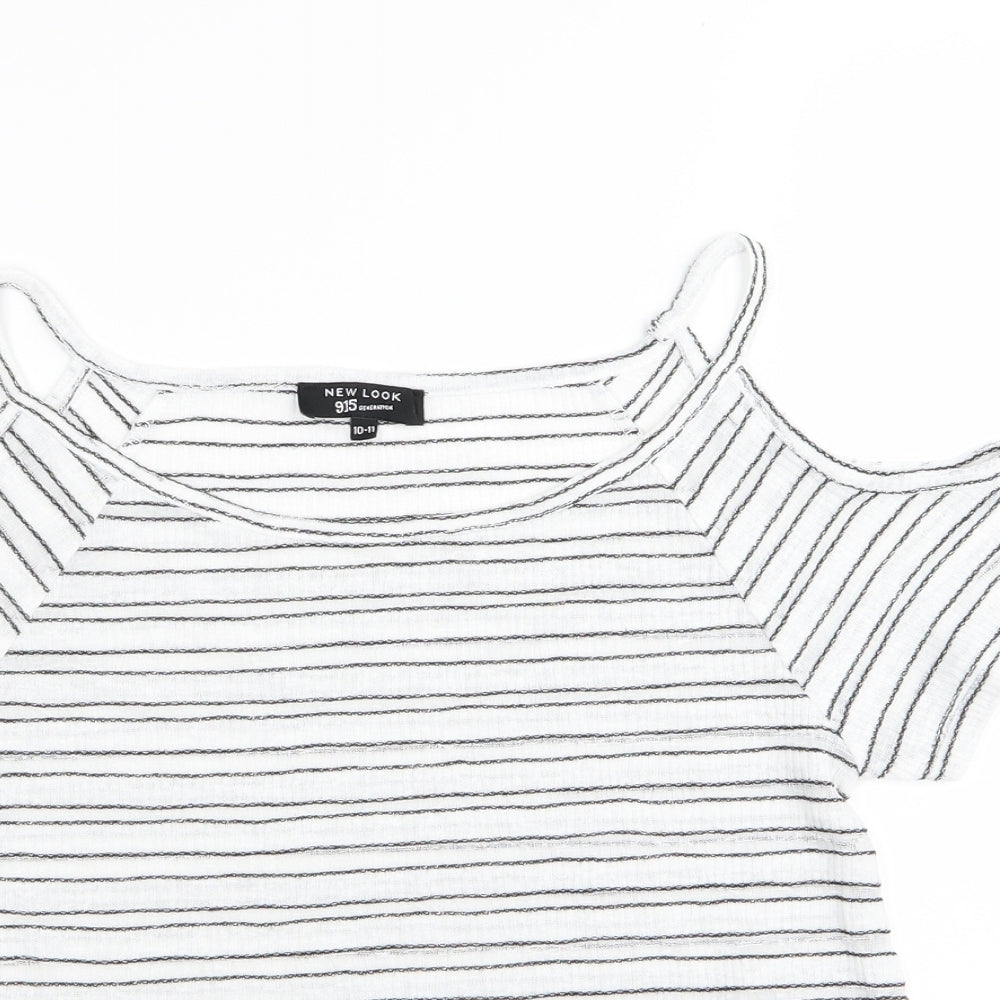 new loo Girls White Striped  Basic T-Shirt Size 10-11 Years