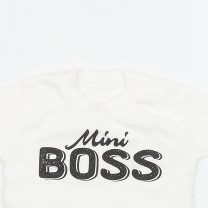 Preworn Baby White  Jersey Basic T-Shirt Size 0-3 Months  - Mini Boss