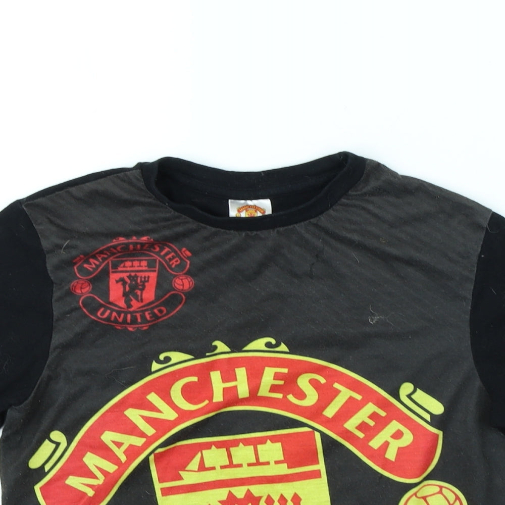Preworn Boys Grey   Basic T-Shirt Size 10 Years  - Manchester United