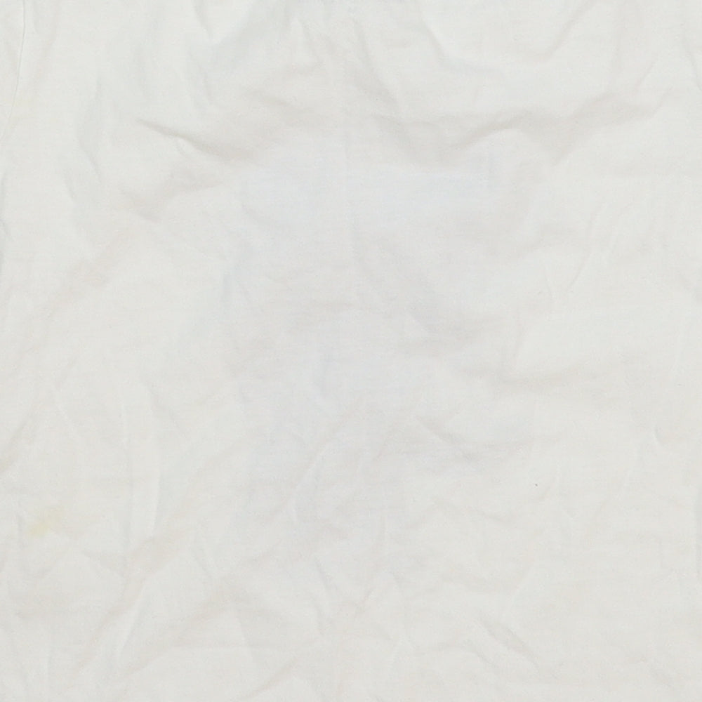GT Club Boys White   Basic T-Shirt Size M