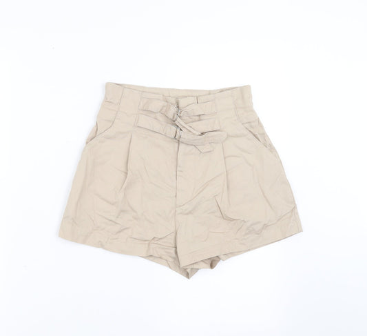 Divided by H&M Womens Beige   Hot Pants Shorts Size 6