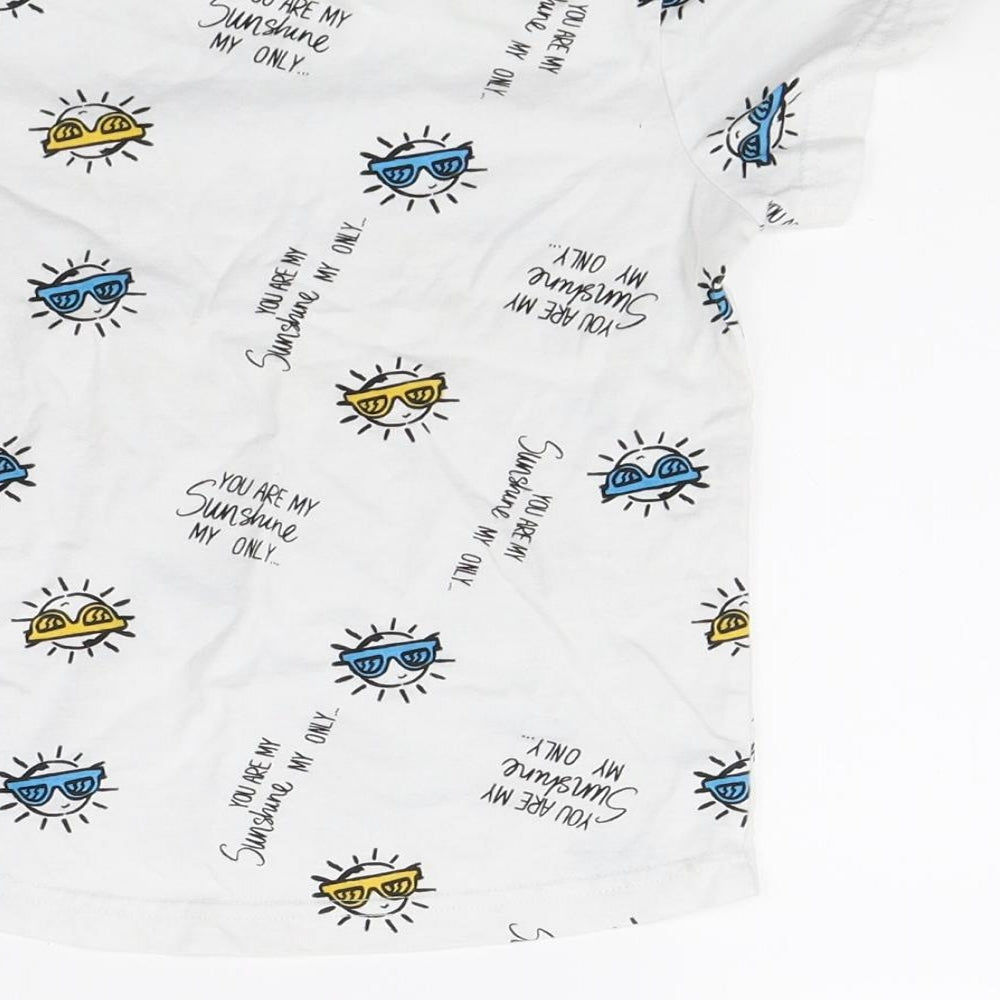 Nutmeg Boys White   Basic T-Shirt Size 2-3 Years  - Sunglasses