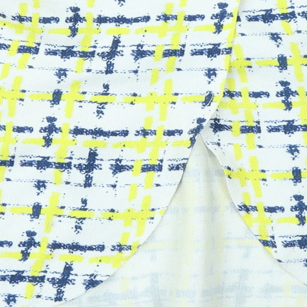 Boohoo Womens Red Plaid  Cropped T-Shirt Size 10  - Open back