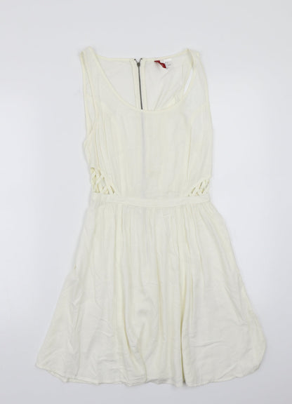H&M Womens White   A-Line  Size 4
