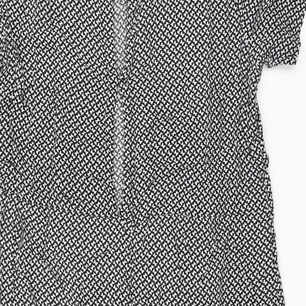 H&M Womens Black Geometric  A-Line  Size 8