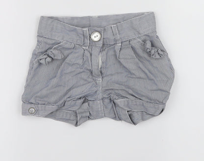 girl2girl Girls Blue Pinstripe  Chino Shorts Size 2-3 Years