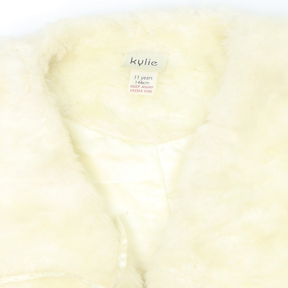 Kylie Girls Ivory   Gilet Jacket Size 11 Years