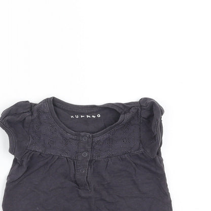 Nutmeg Girls Grey   Basic T-Shirt Size 6-9 Months  - crochet detail