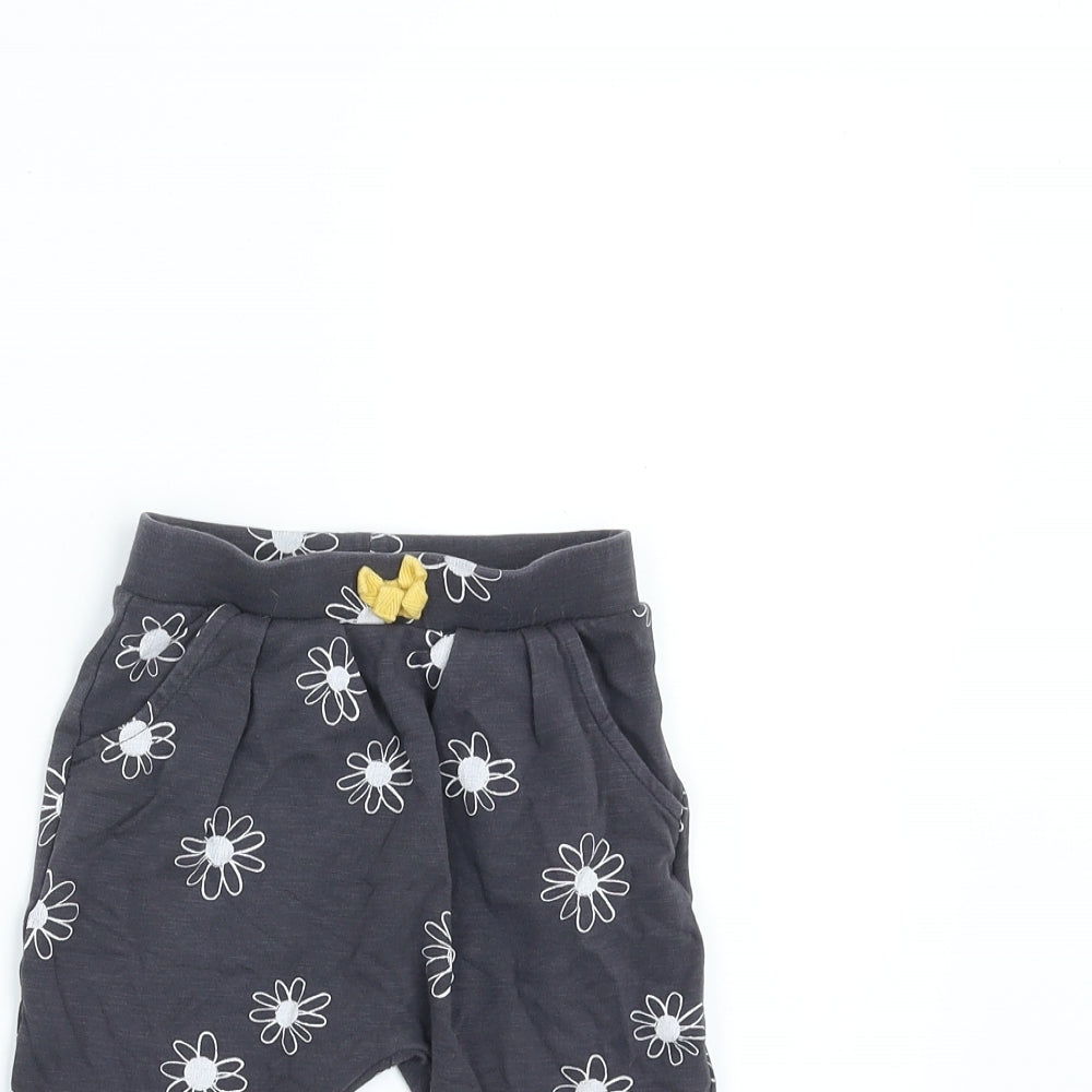 Nutmeg Girls Grey Floral  Jogger Trousers Size 6-9 Months