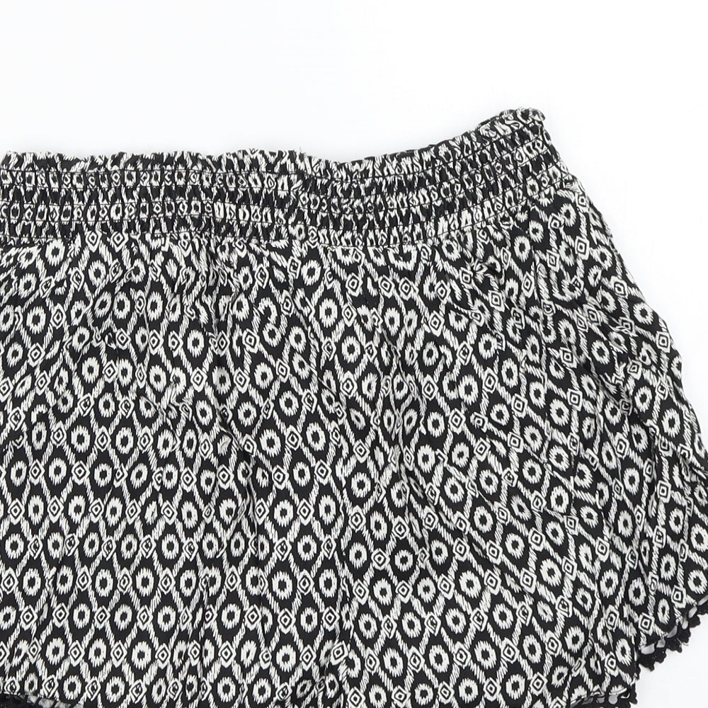 Primark Womens Black Geometric  Bermuda Shorts Size 8
