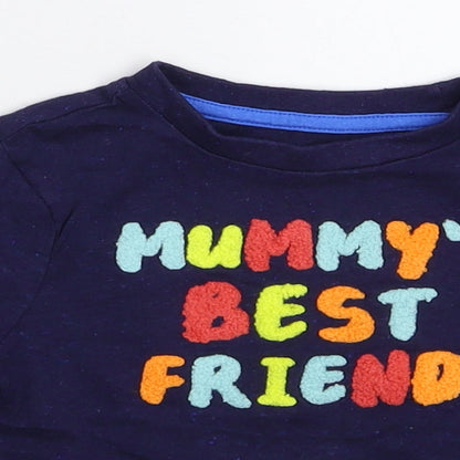 Close-up detail of Very Baby Blue Basic T-Shirt, size 9-12, Months