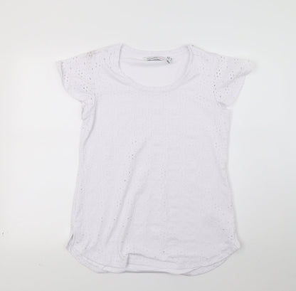 Additional front view of Live girls’ white basic t-shirt, size XS