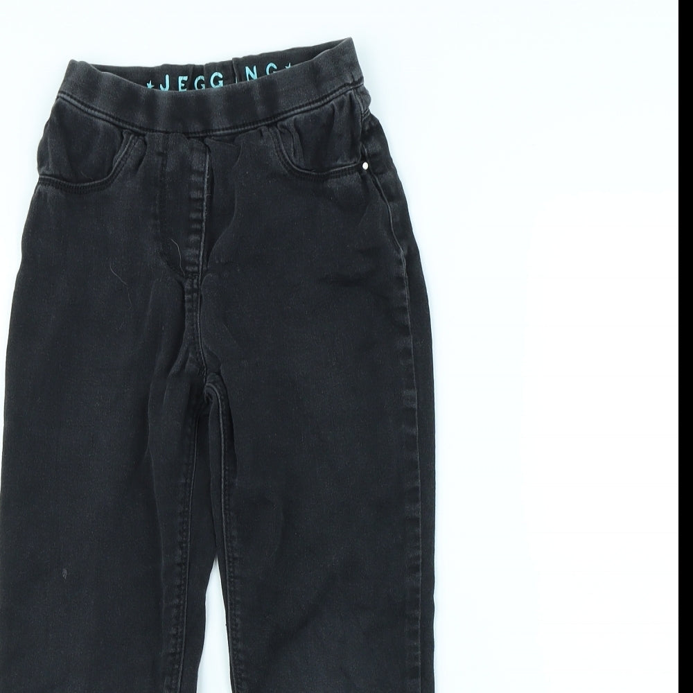 Preworn Girls Black   Straight Jeans Size 7 Years