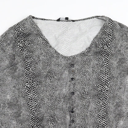 Womens UK Size 18 Peacocks Black Basic T-Shirt